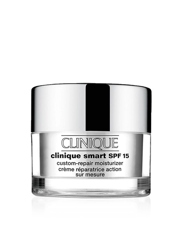 Creme Antirrugas com Protetor Solar FPS 15 Smart Clinical Repair™, Nosso hidratante anti-idade inteligente e com FPS 15 oferece reparação customizada onde necessário, sejam linhas e rugas, flacidez, pele opaca ou com tom irregular.